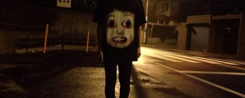例のブラクラがTシャツに!夜道を歩く人にピッタリなデザイン 例のブラクラがTシャツに!夜道を歩く人にピッタリなデザイン